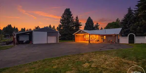 Image 2: Twilight Front of Home