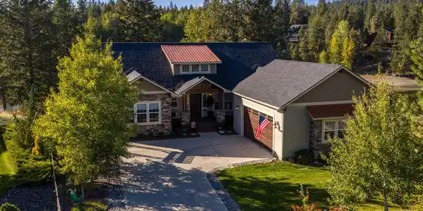 53 Hanaford Court