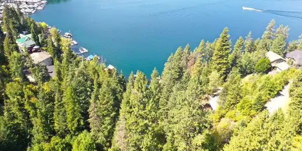 Image 4: Lot Aerial