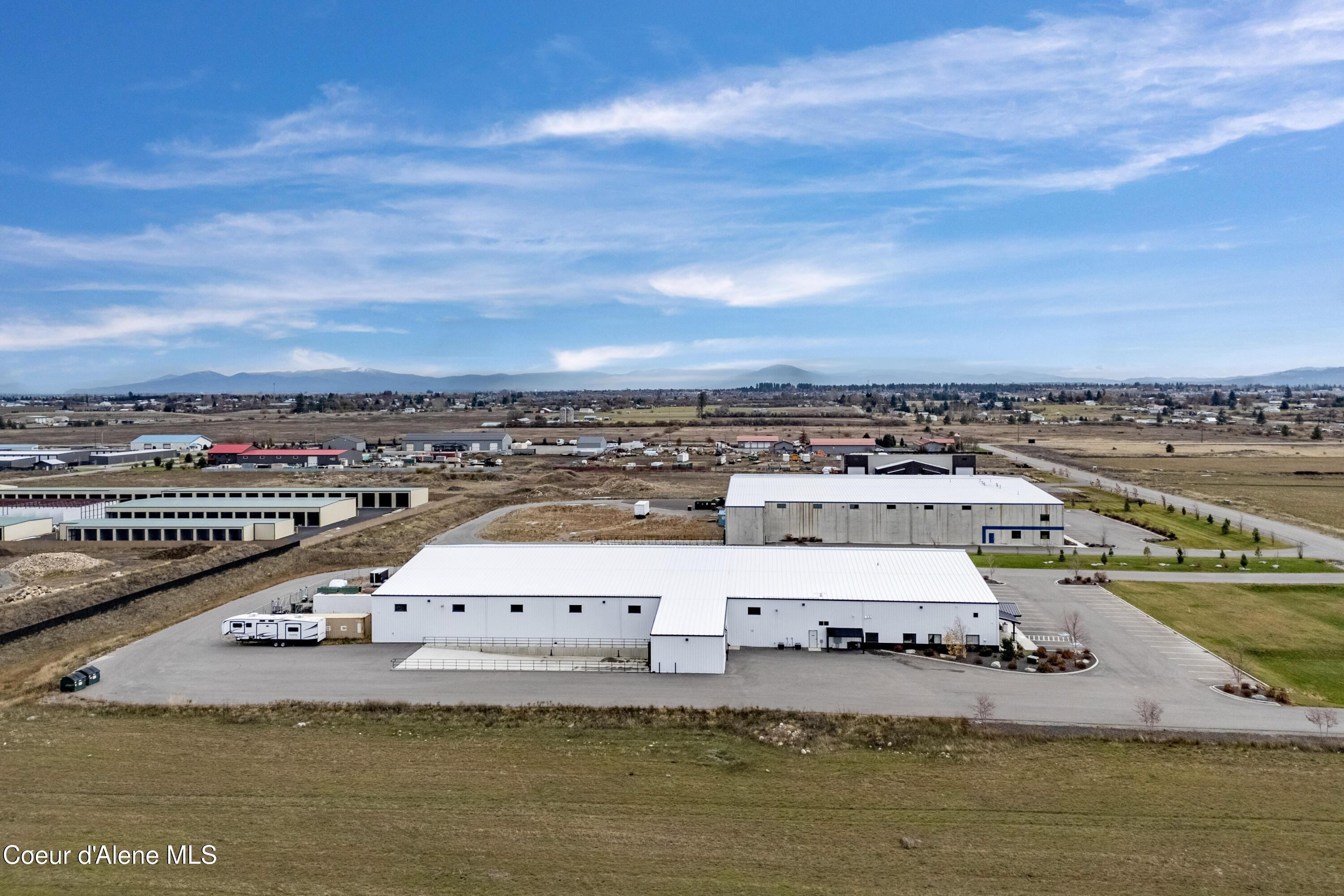 Image 4: 4415-W-Hargrave-Ave-0016