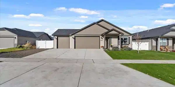 6023 Theismann Rd