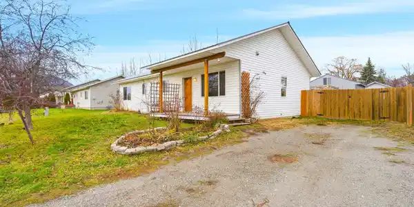 71 Schissler Ln