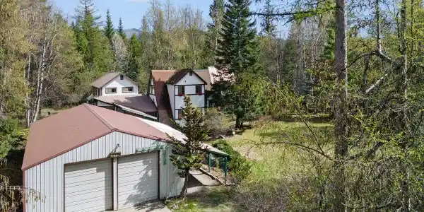 218 Gypsy Bay Rd