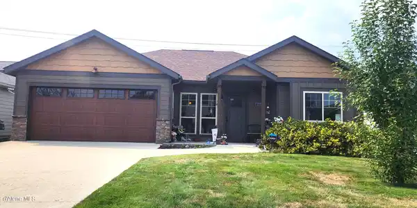 2317 Shady Oak Ln