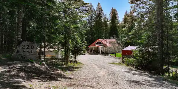 220 Old Maid Rd