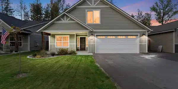 228 Jasper Loop