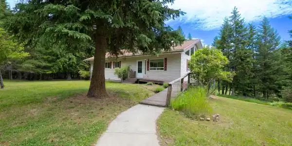 Image 3: Front Ext