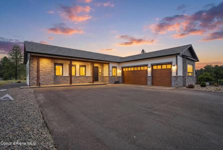 575 Stoneridge RD