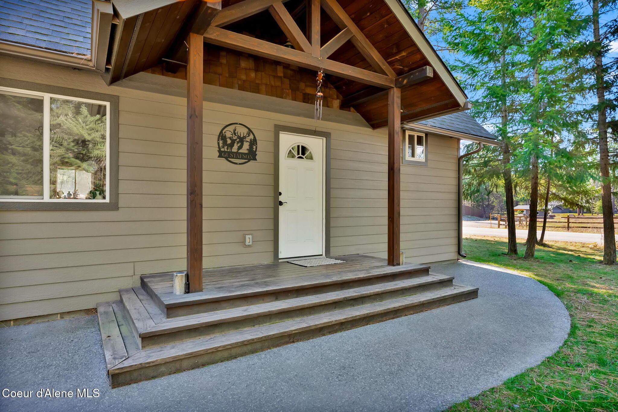 Image 4: 5-web-or-mls-SkyLight - Star Ext (Jenny)