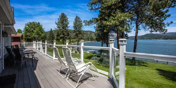 Image 4: Spacious Deck to Enjoy the View