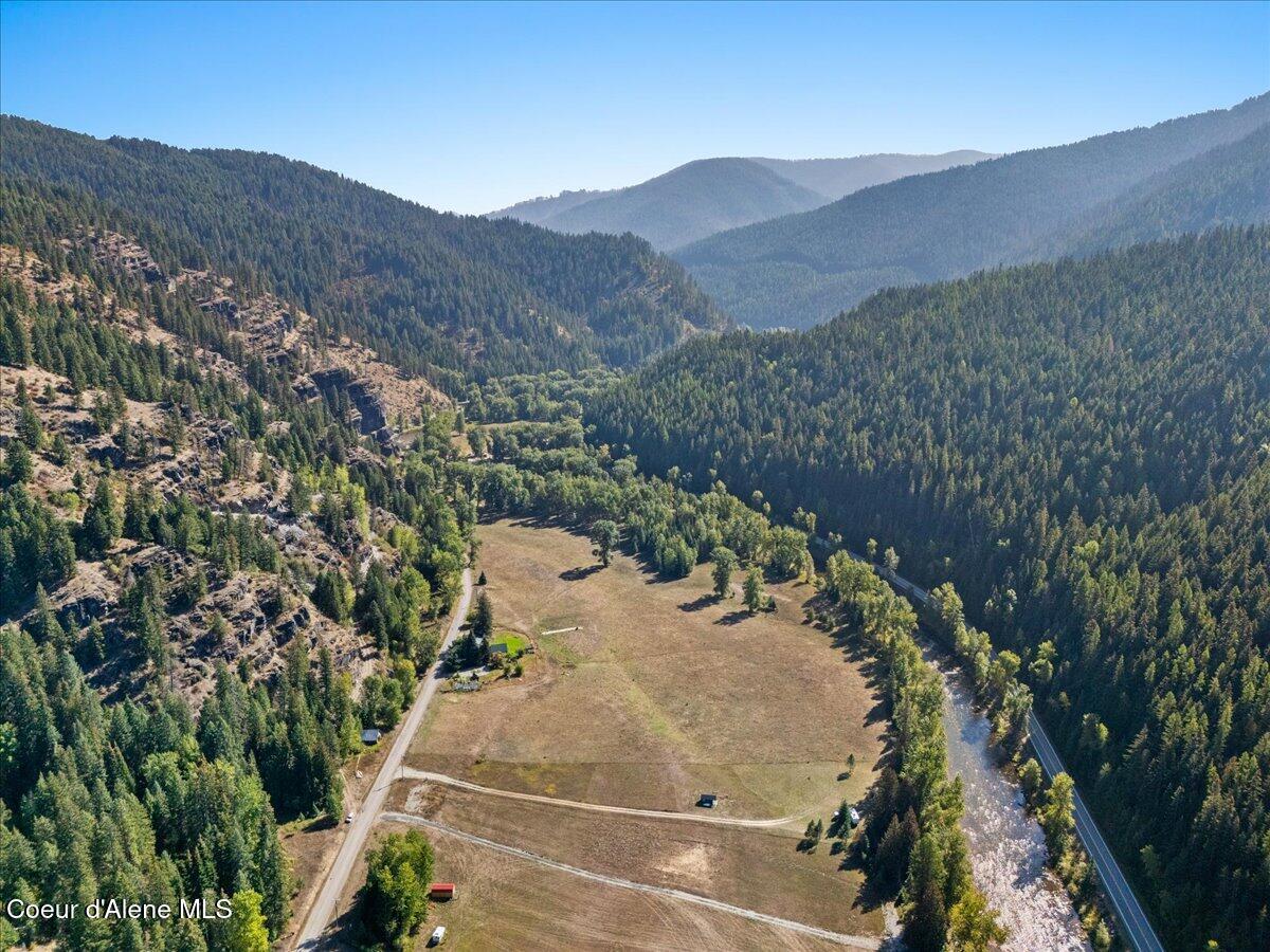 Image 4: 05-11216 Old River Rd