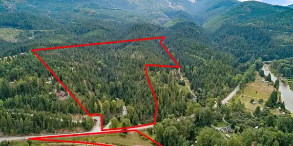 Image 3: 61 acres