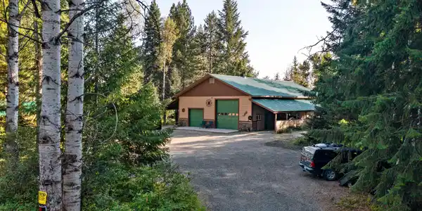 446 Hummingbird Dr