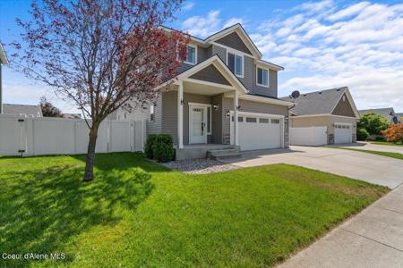 1824 E WARBLER LN