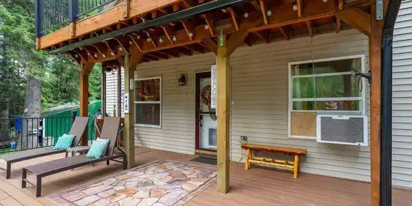 Image 2: Entry (2)