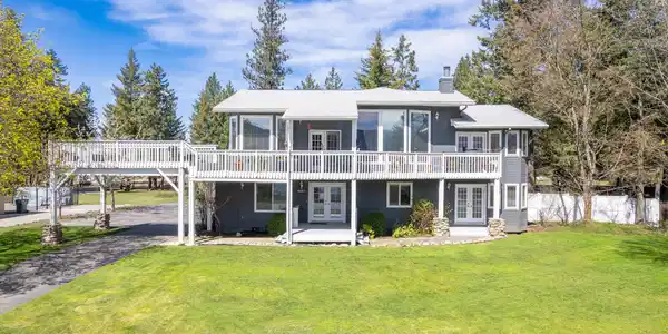4263 E Burchell DR
