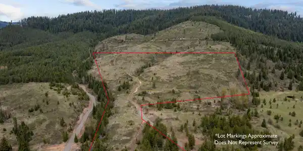 Image 2: Lot E
