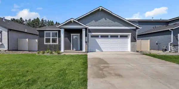 Image 4: Previously Built Home