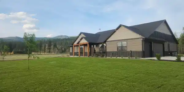 969 Flying Geese Way