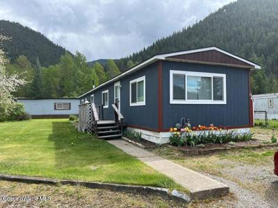 1600 West Yellowstone