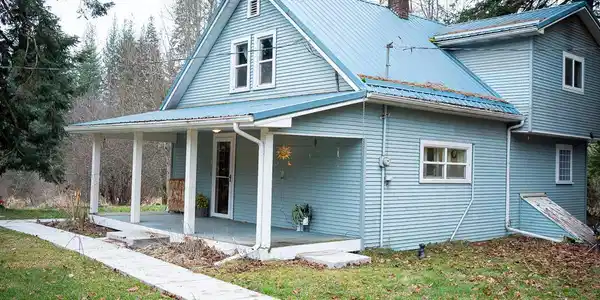 27232 E Schoolhouse LOOP