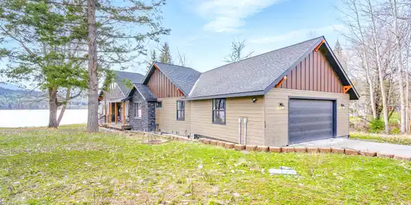 153 Sandy Beach Ln