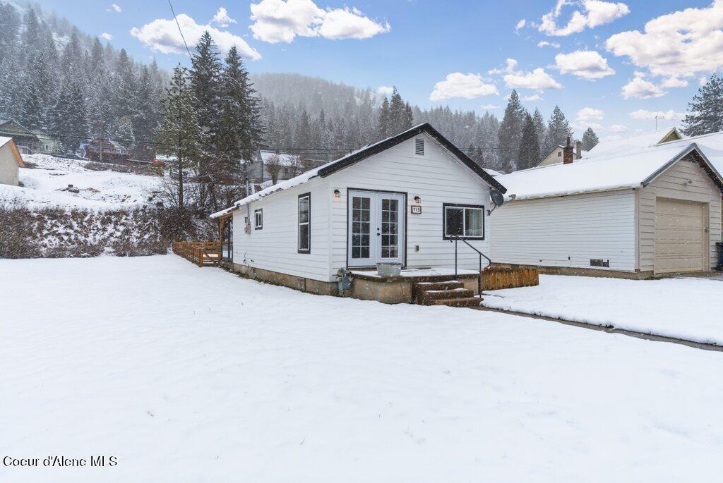 Image 2: 001-713EarleStreet-Mullan-ID-83846-SMALL