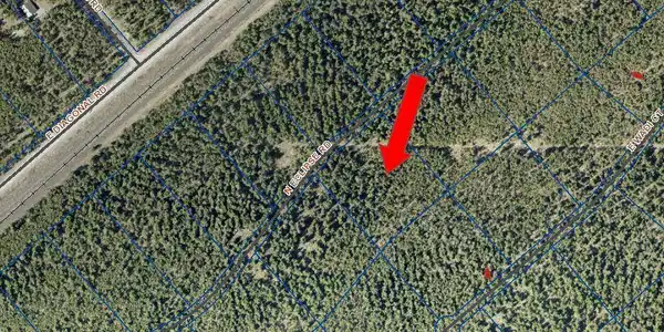 Image 4: Close Aerial