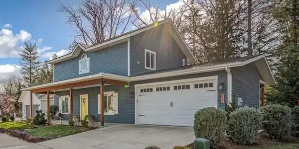 411 Louis ln