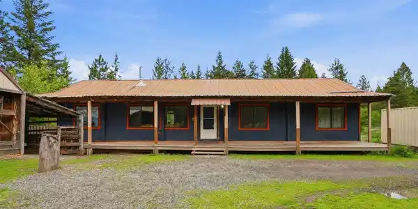 890 Pokey Creek Rd