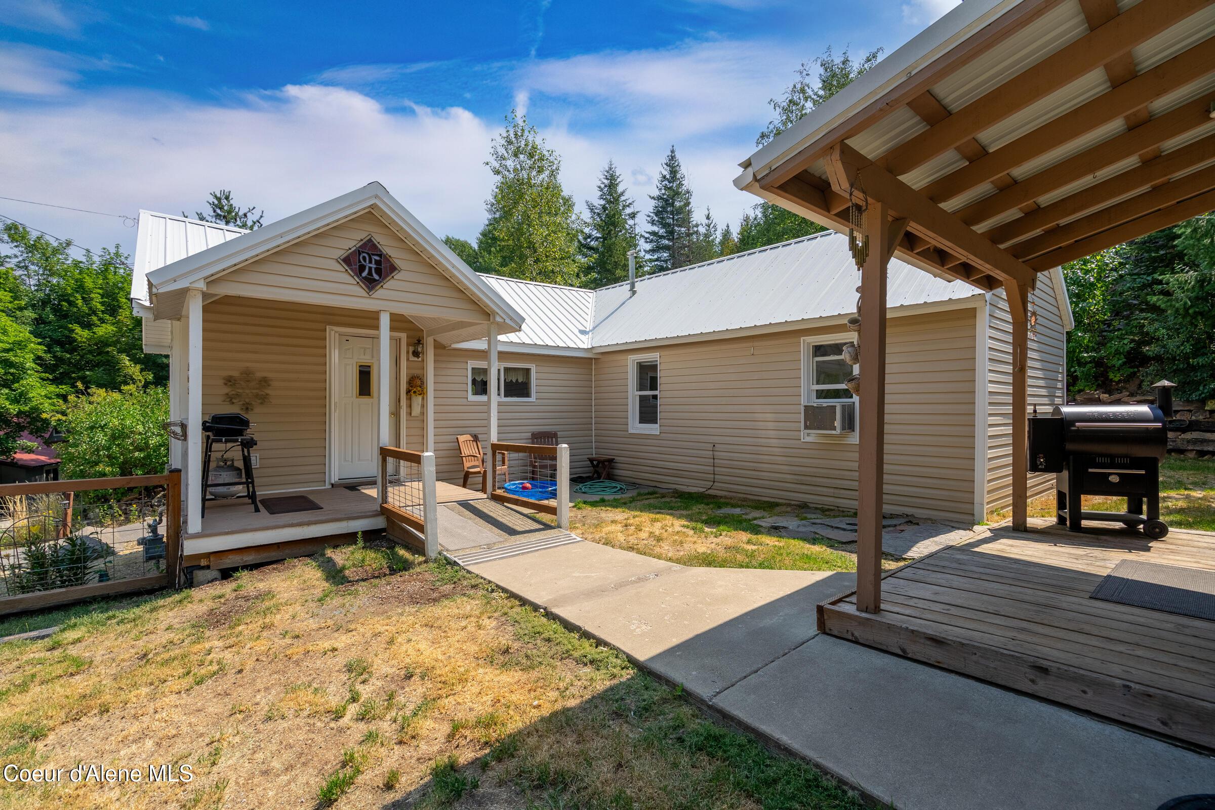 Image 2: 021-809MillAvenue-Kellogg-ID-83837-FULL