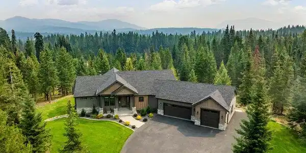227 Mesa Dr