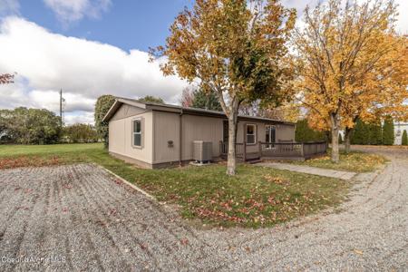 992 N STATELINE RD