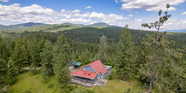 Image 4: 4