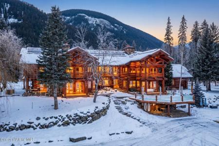 53373 9 Highway 95 - 228.81 Acres