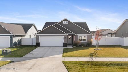 5748 W THEISMANN RD