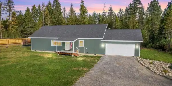 85 Loggers Lane