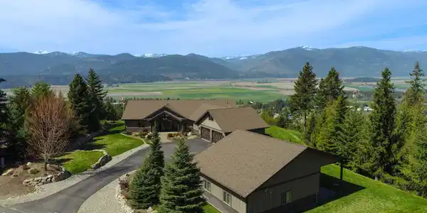 237 Scenic DR