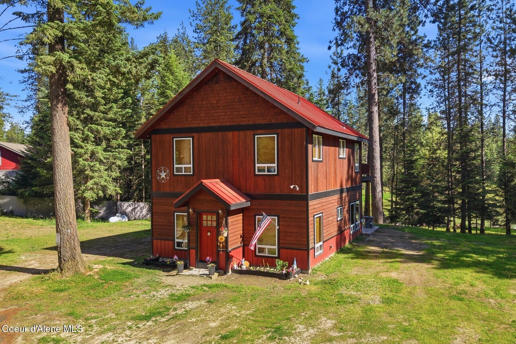 Image 1: Waterfront Community Home