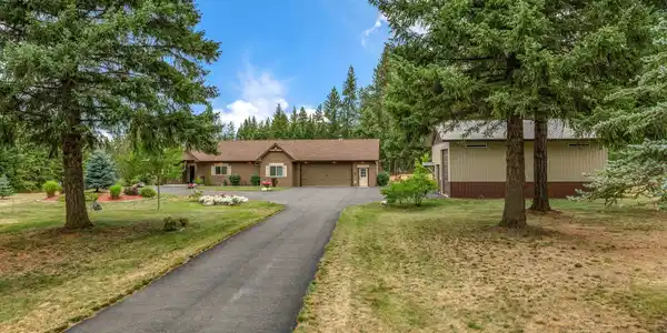 Image 2: 5+ Acres