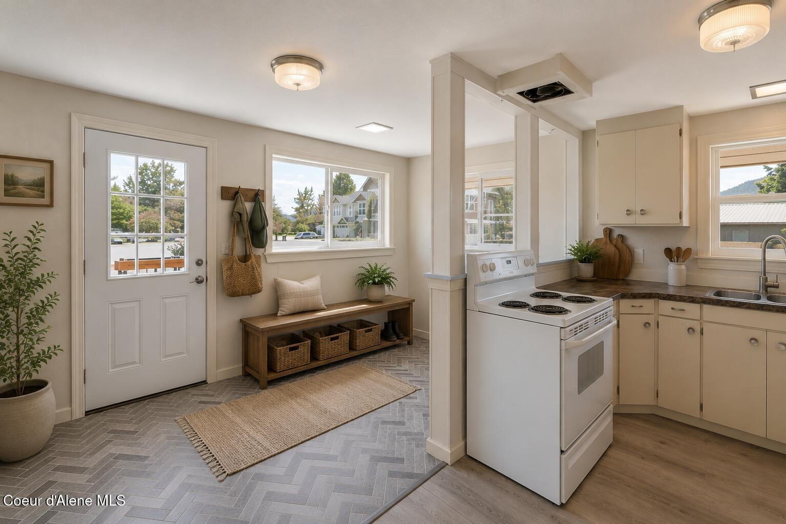 Image 3: VIRTUAL - Entry Kitchen