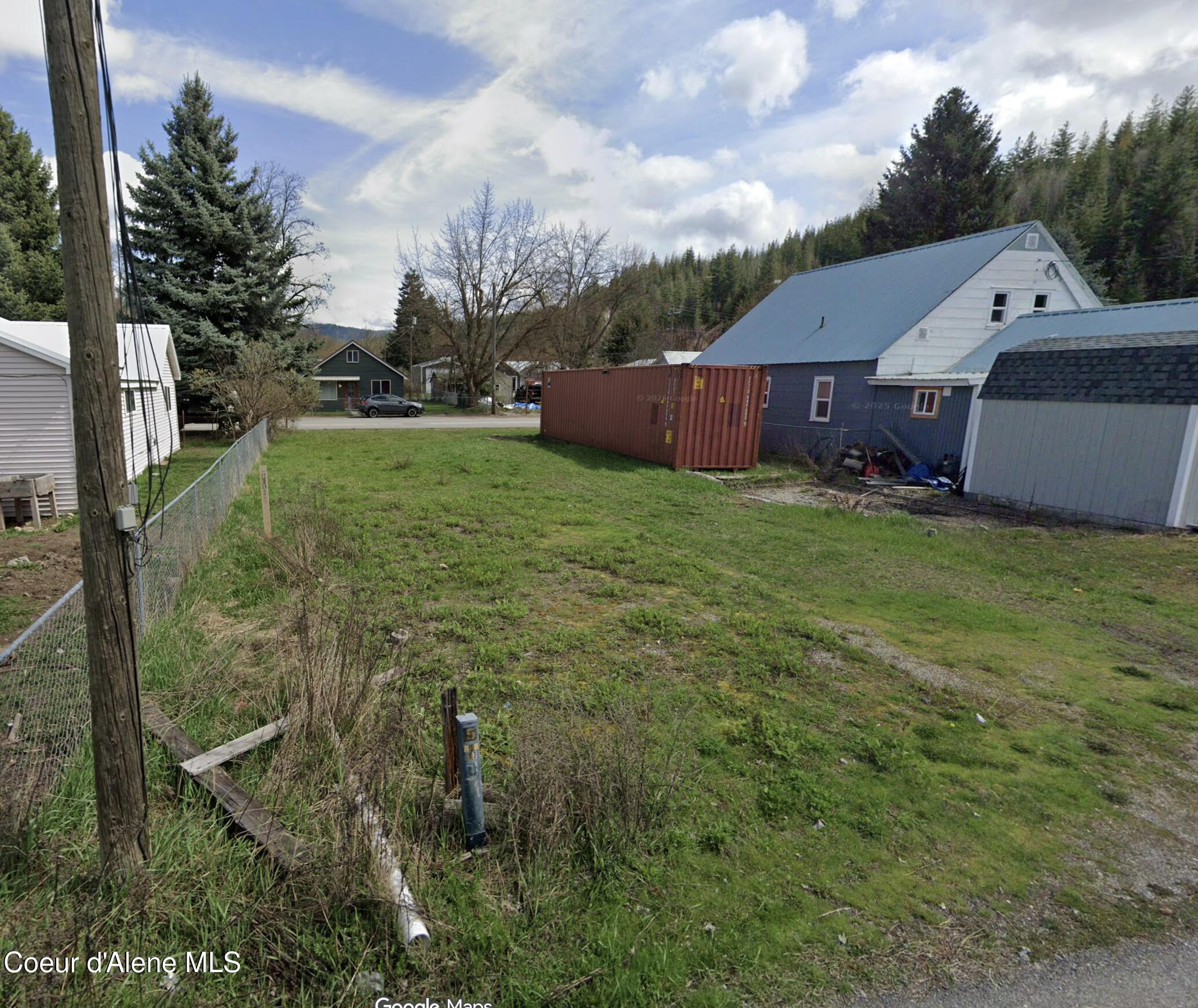 Image 2: 110 H St, Smelterville 1