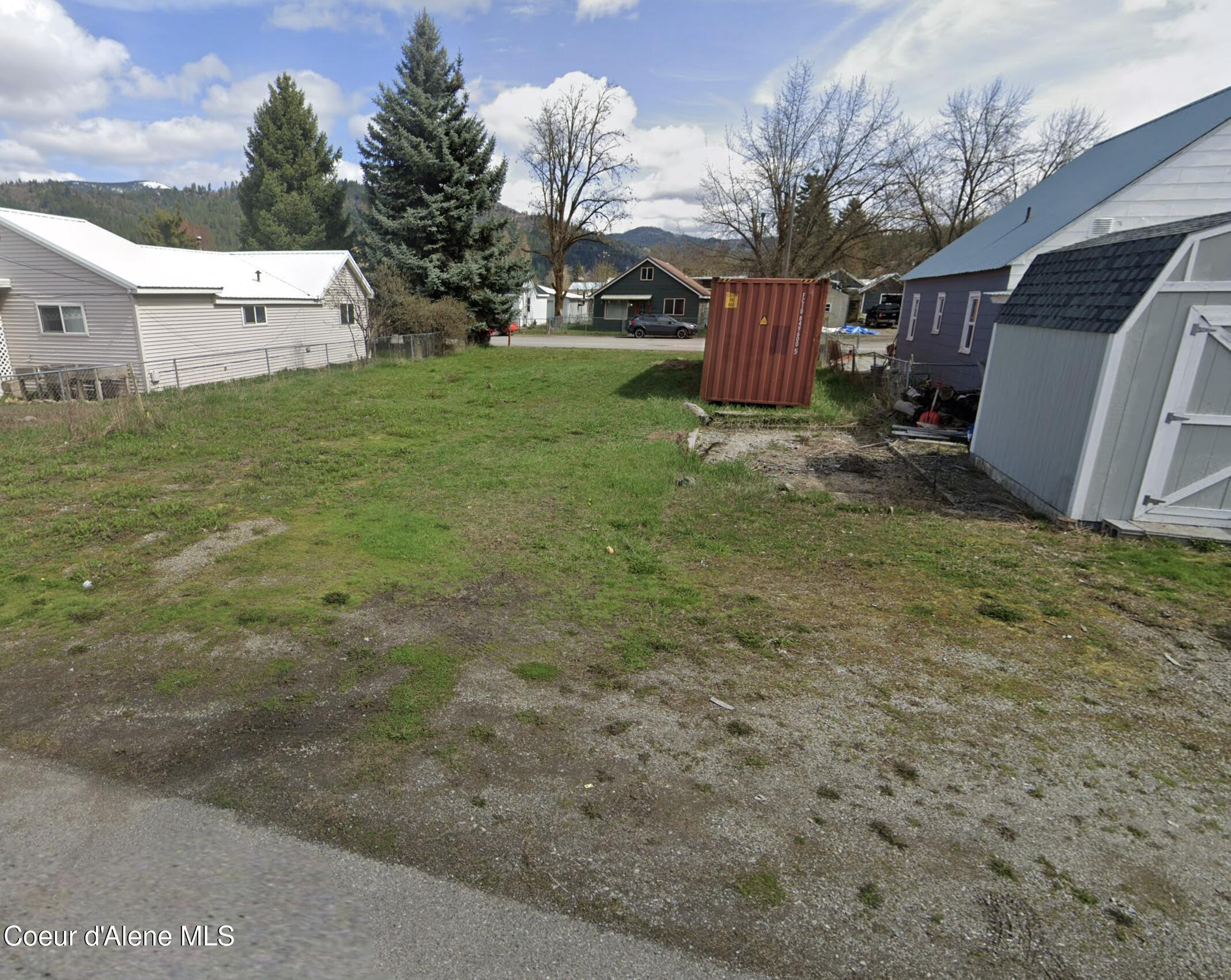 Image 3: 110 H St, Smelterville 2