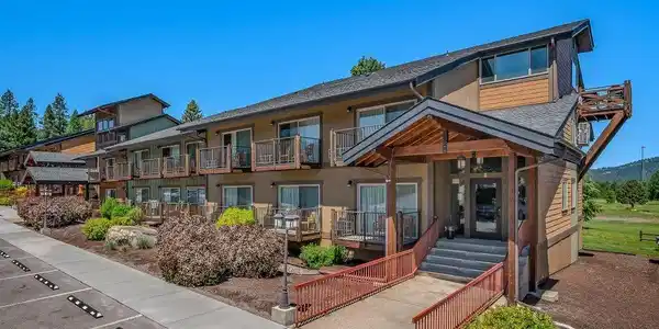 112 Holiday Loop Unit 838