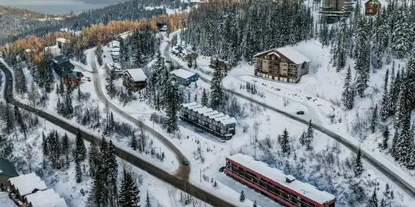 Image 2: Schweitzer Mountain Resort