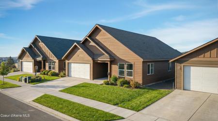 3596 N Blaze Loop