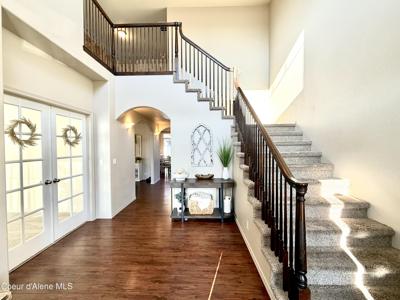 2699 E THRUSH DR