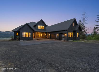 424 Patriots DR