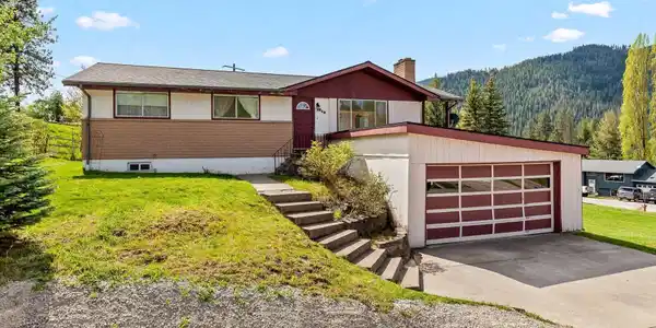 213 Rio Vista St