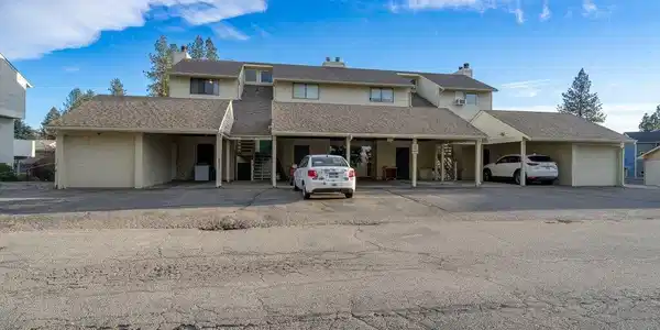8205 N Ridgewood DR Unit APT 3
